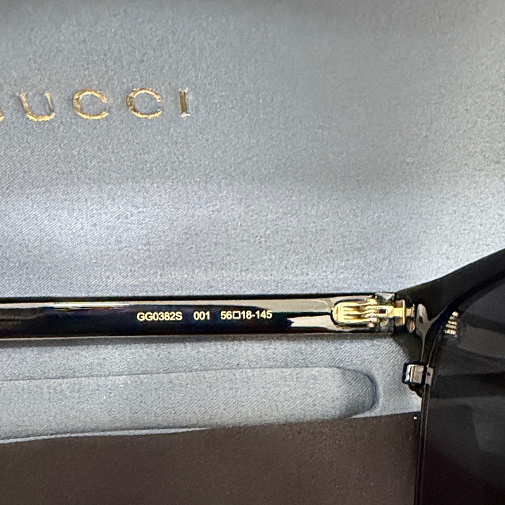 Gucci Black Sunglasses with Velvet Case GG0382S - Picture 5 of 6